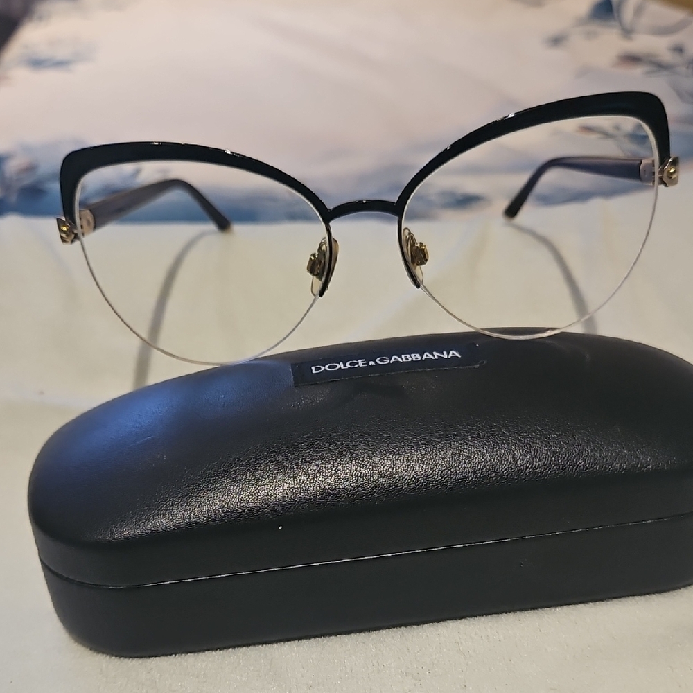 Dolce & Gabbana Women's Glasses in Black and Gold